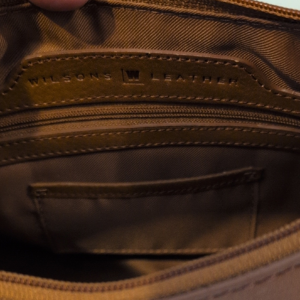 Wilsons Leather Tan Shoulder Bag - Picture 5 of 6